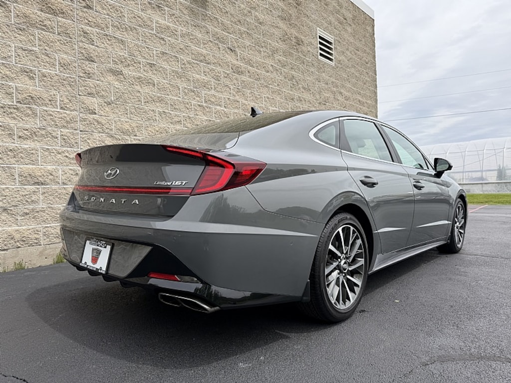 Used 2021 Hyundai SONATA Limited Limited Sedan