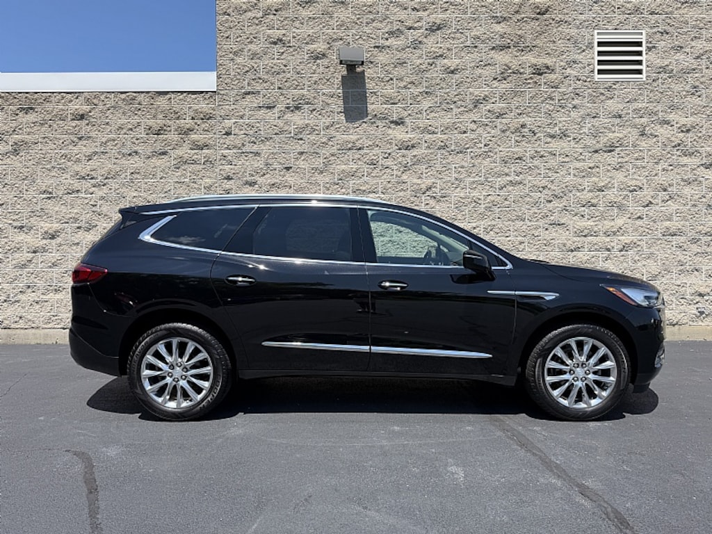 Used 2018 Buick Enclave Premium SUV