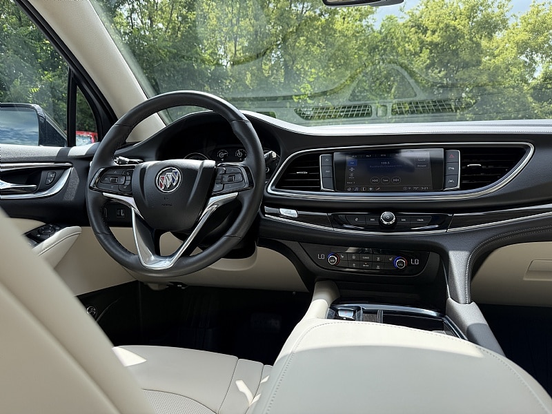 2024 Buick Enclave Essence - Photo 11
