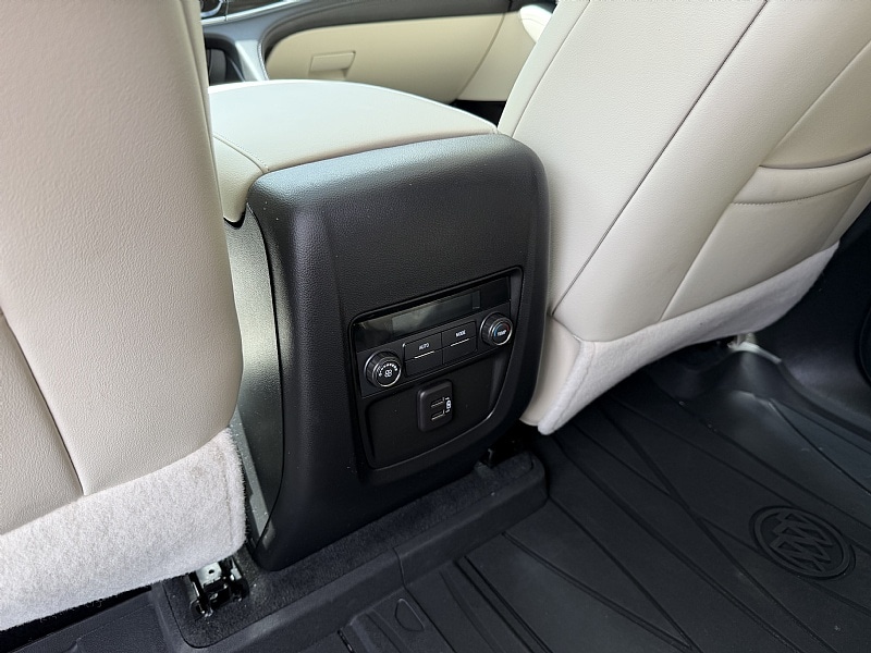 2024 Buick Enclave Essence - Photo 19