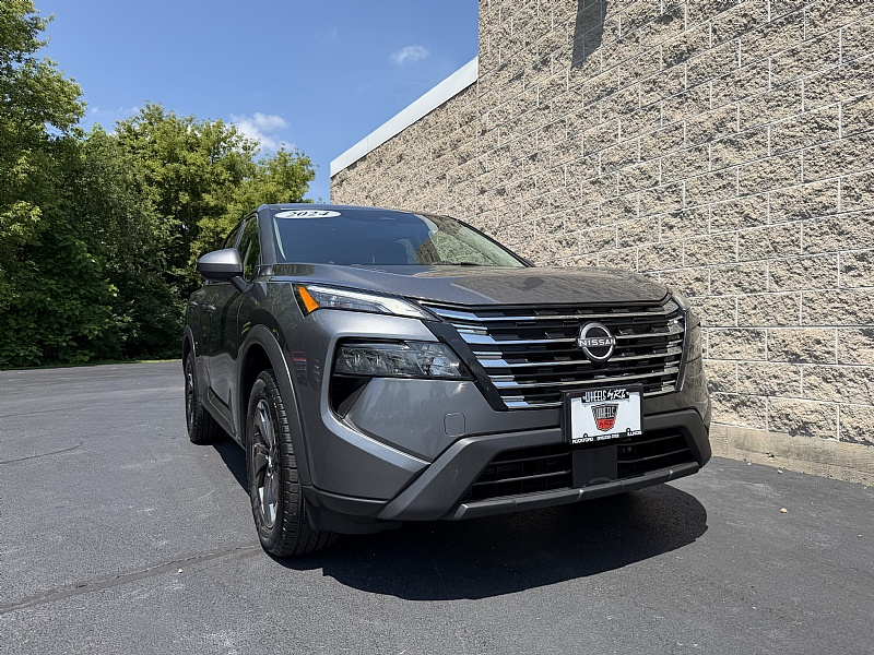  Nissan Rogue SV AWD