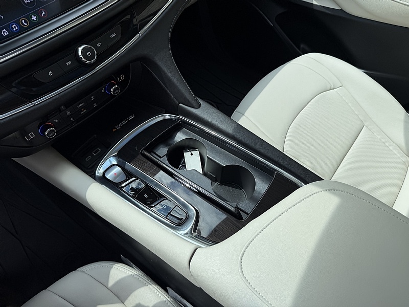 2024 Buick Enclave Essence - Photo 16