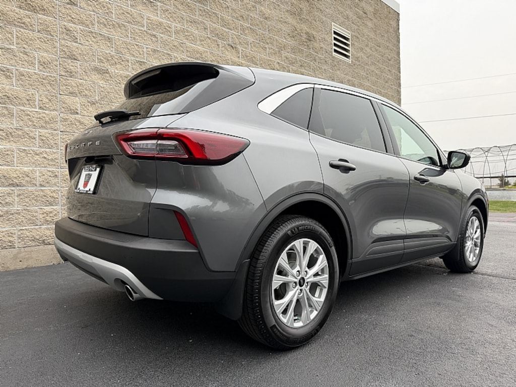 Used 2024 Ford Escape Active Active SUV