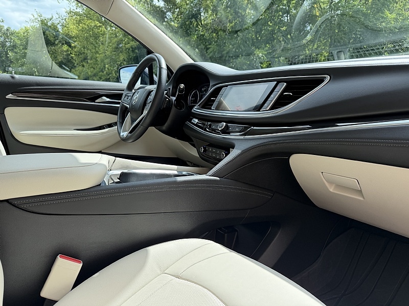 2024 Buick Enclave Essence - Photo 23