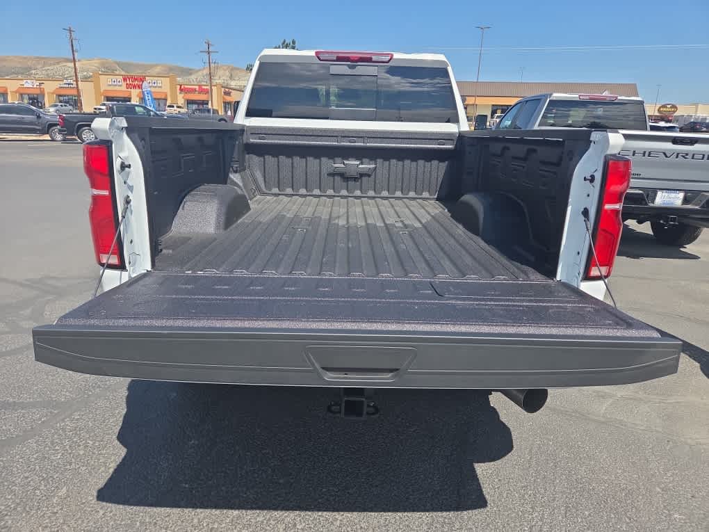 2026 Chevrolet Silverado 3500 HD LTZ - Photo 8