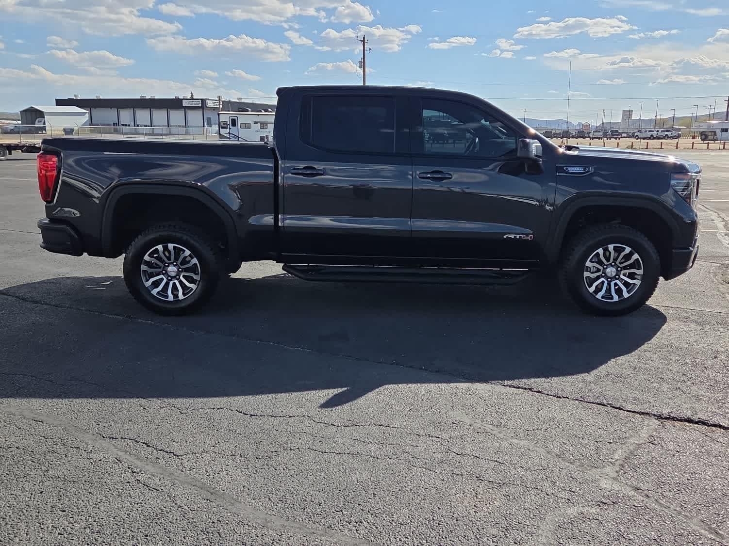 2023 GMC Sierra 1500 AT4 - Photo 13