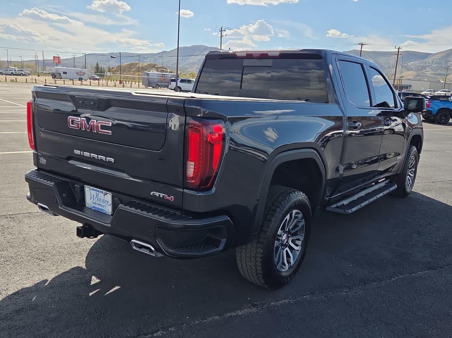 2023 GMC Sierra 1500 AT4 - Photo 11