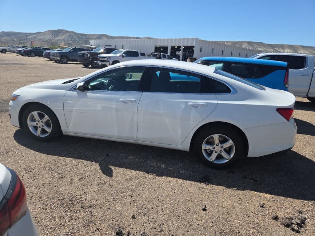 Used 2025 Chevrolet Malibu LS Car