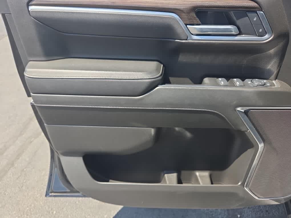 2025 Chevrolet Silverado 1500 LT - Photo 16