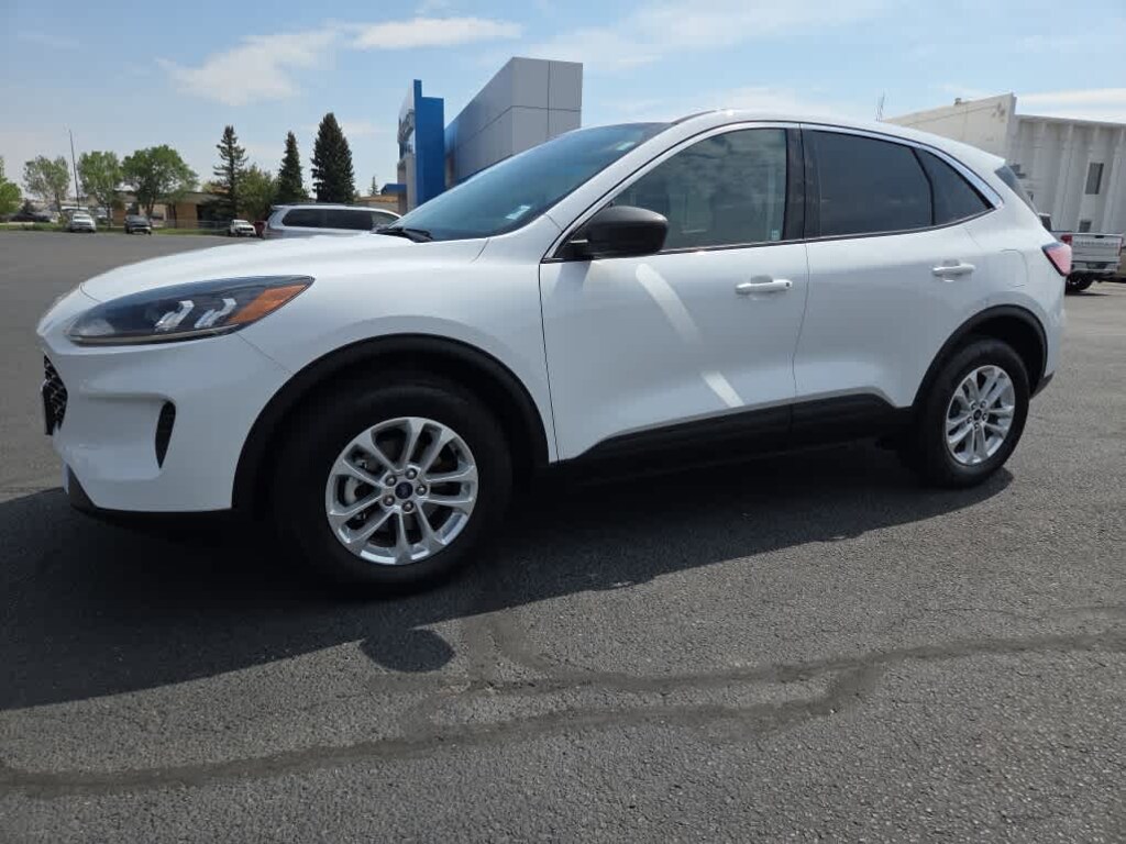 Used 2022 Ford Escape SE