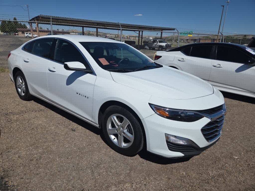 Used 2025 Chevrolet Malibu LS Car
