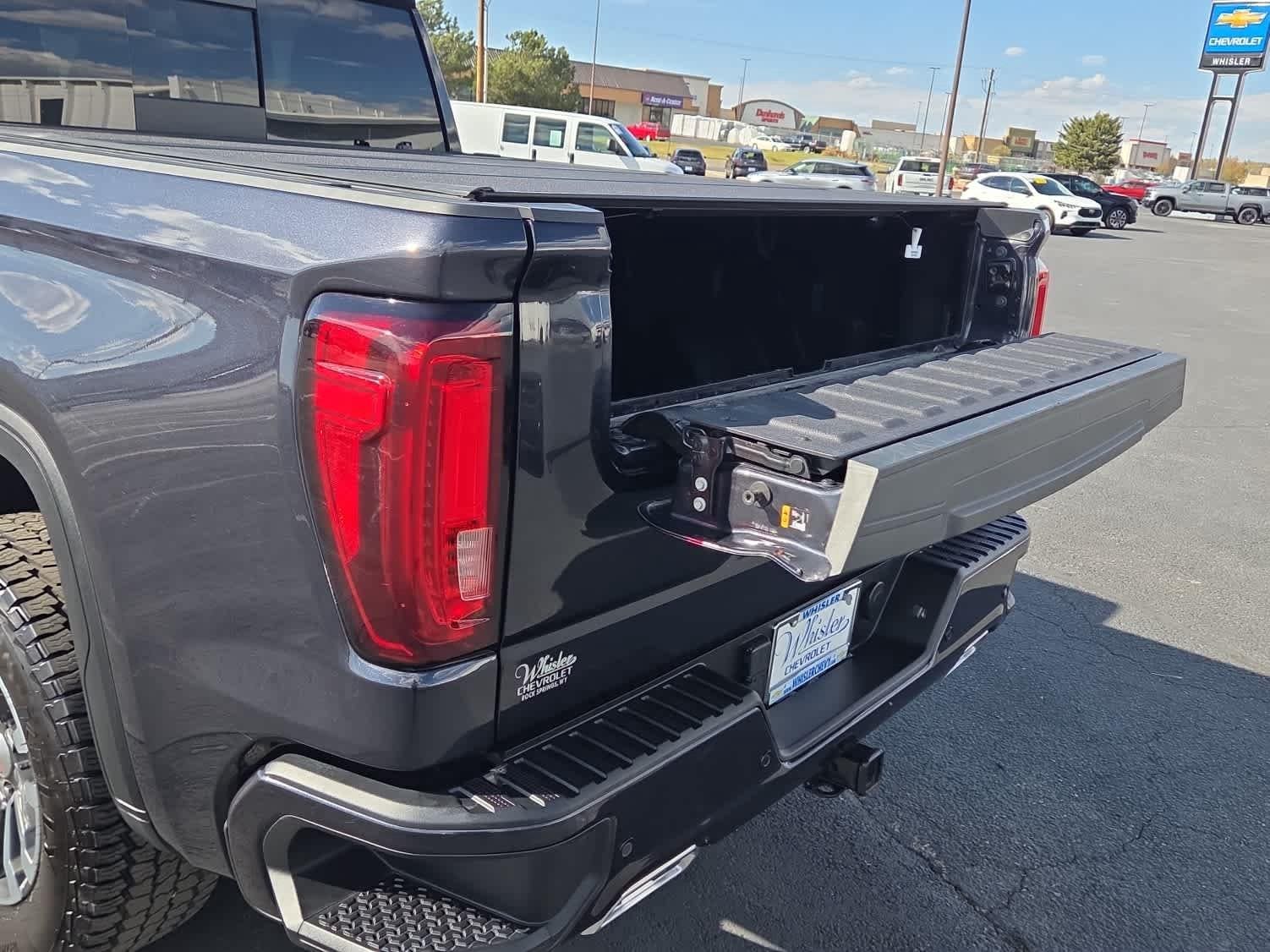 2023 GMC Sierra 1500 AT4 - Photo 10