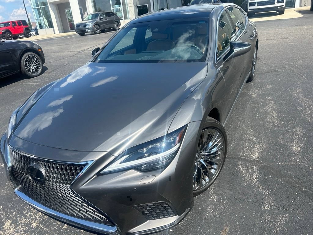 2021 Lexus LS Base