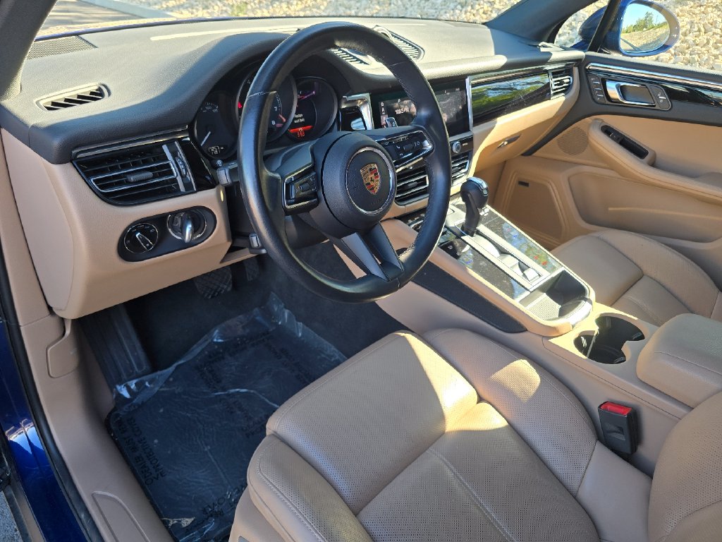 Used 2025 Porsche Macan SUV