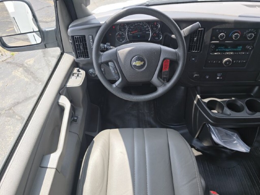 New 2026 Chevrolet Express Commercial Cutaway 1WT Cutaway Van