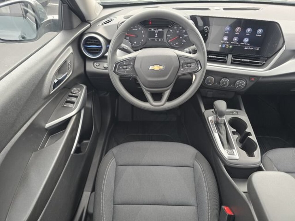 New 2026 Chevrolet Trax LS SUV