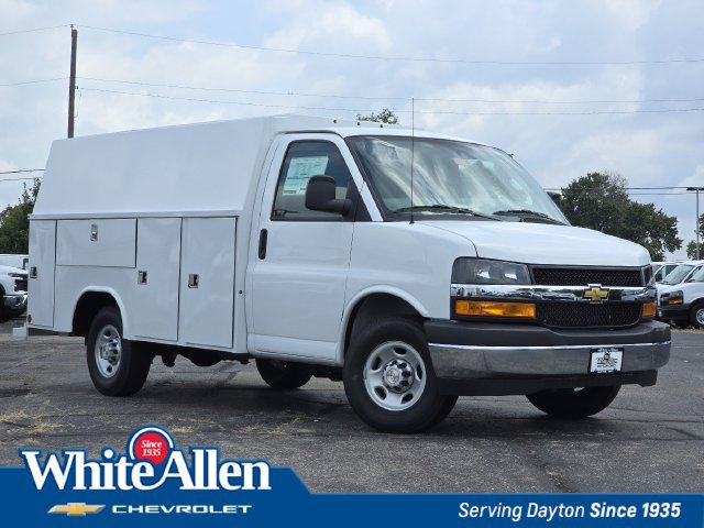 New 2026 Chevrolet Express Commercial Cutaway 1WT Cutaway Van