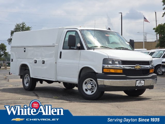 New 2026 Chevrolet Express Commercial Cutaway 1WT Cutaway Van