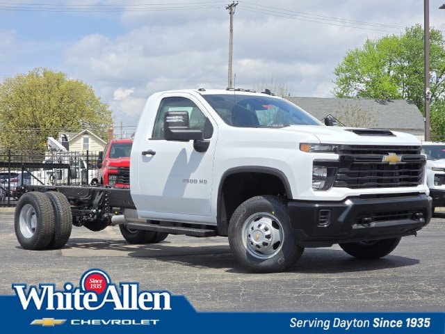 2026 Chevrolet Silverado 3500 Chassis Cab