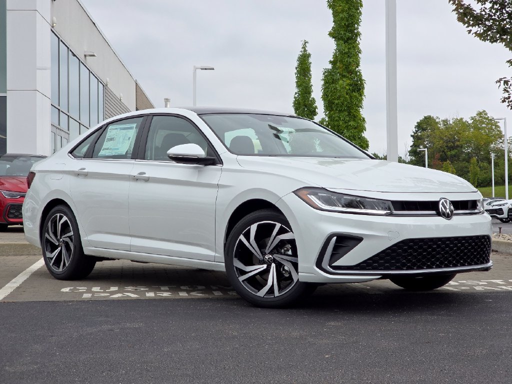 2027 Volkswagen Jetta 1.5T SEL Sedan