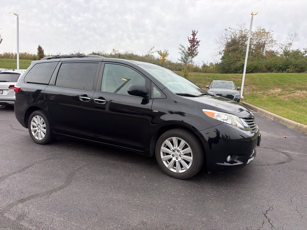 Used 2017 Toyota Sienna Van