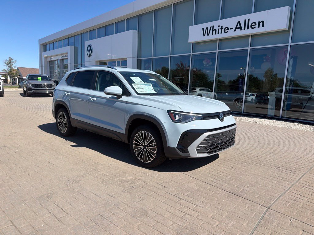 New 2027 Volkswagen Taos 1.5T SE SUV