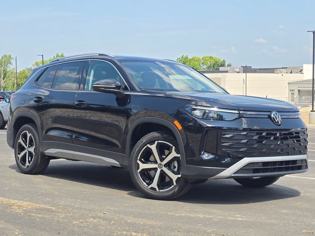 New 2026 Volkswagen Tiguan SE SUV