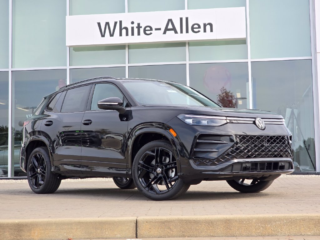 New 2026 Volkswagen Tiguan SE R-Line Black SUV
