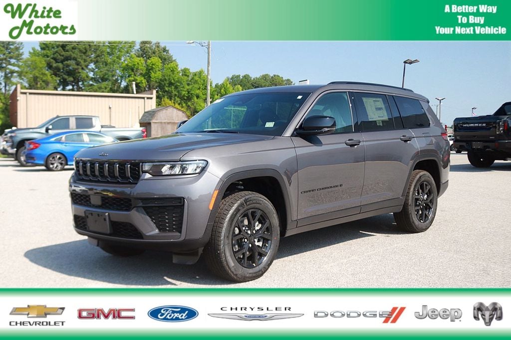 New 2026 Jeep Grand Cherokee L LAREDO ALTITUDE 4X4 Sport Utility
