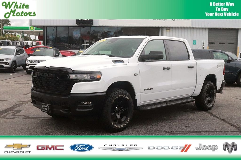 New 2026 Ram 1500 WARLOCK CREW CAB 4X4 5'7 BOX Pickup