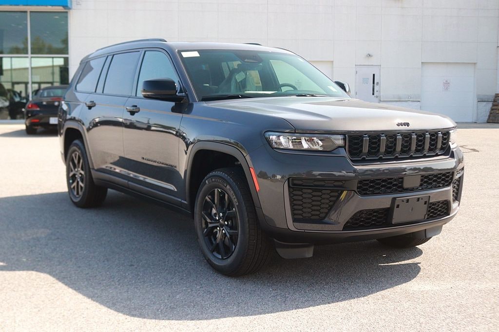 New 2026 Jeep Grand Cherokee L LAREDO ALTITUDE 4X4 Sport Utility