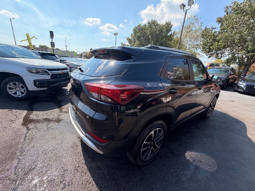Used 2025 Chevrolet Trailblazer LT SUV