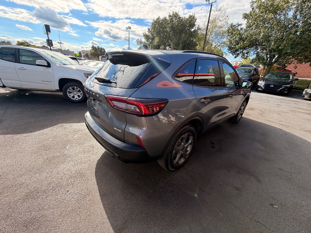 Used 2025 Ford Escape ST Line SUV