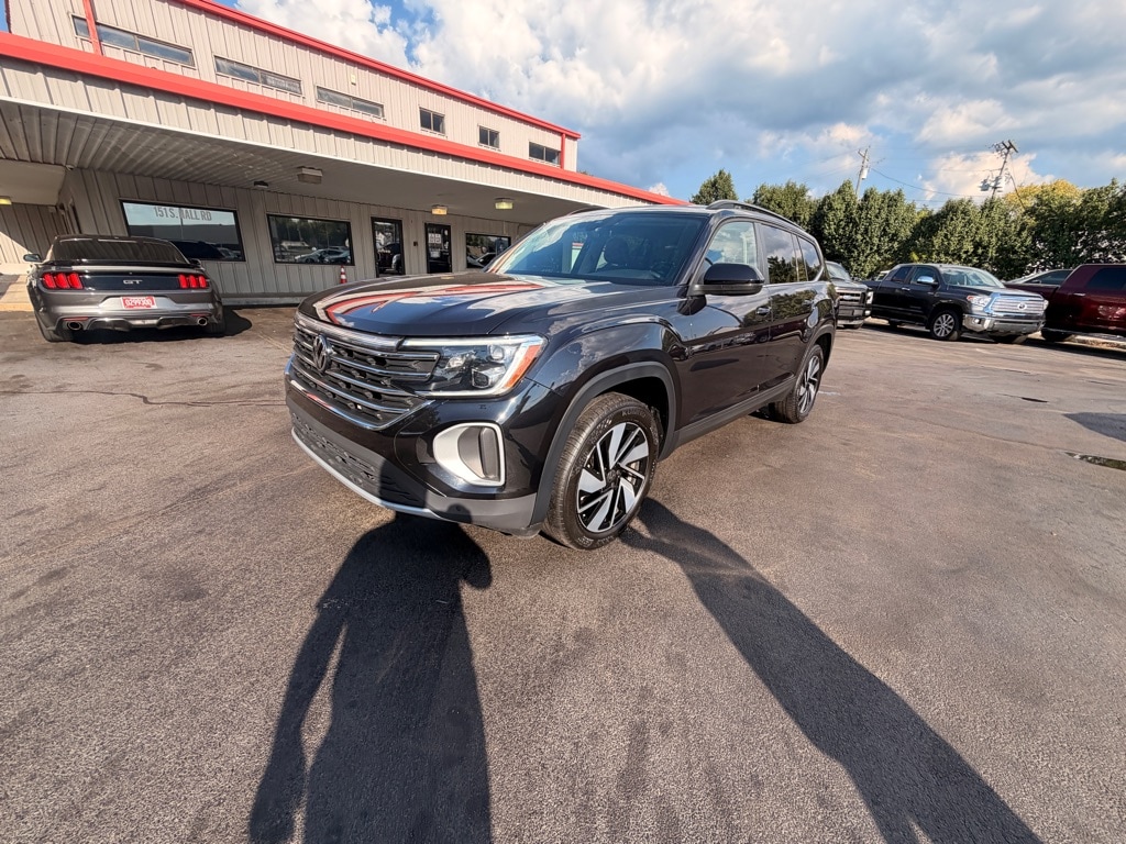 Used 2025 Volkswagen Atlas SE SUV