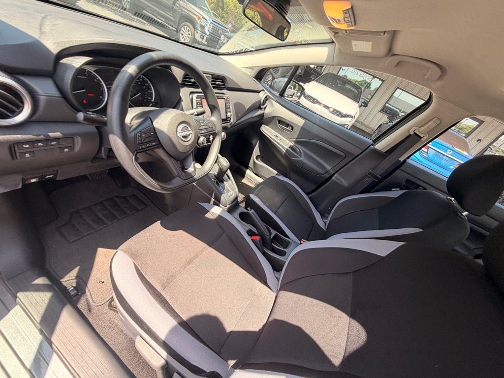 2025 Nissan Versa Sedan S - Photo 9