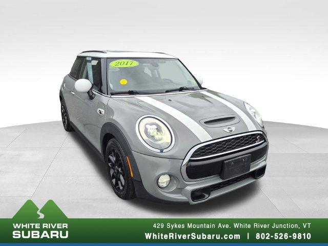 2017 MINI Cooper
