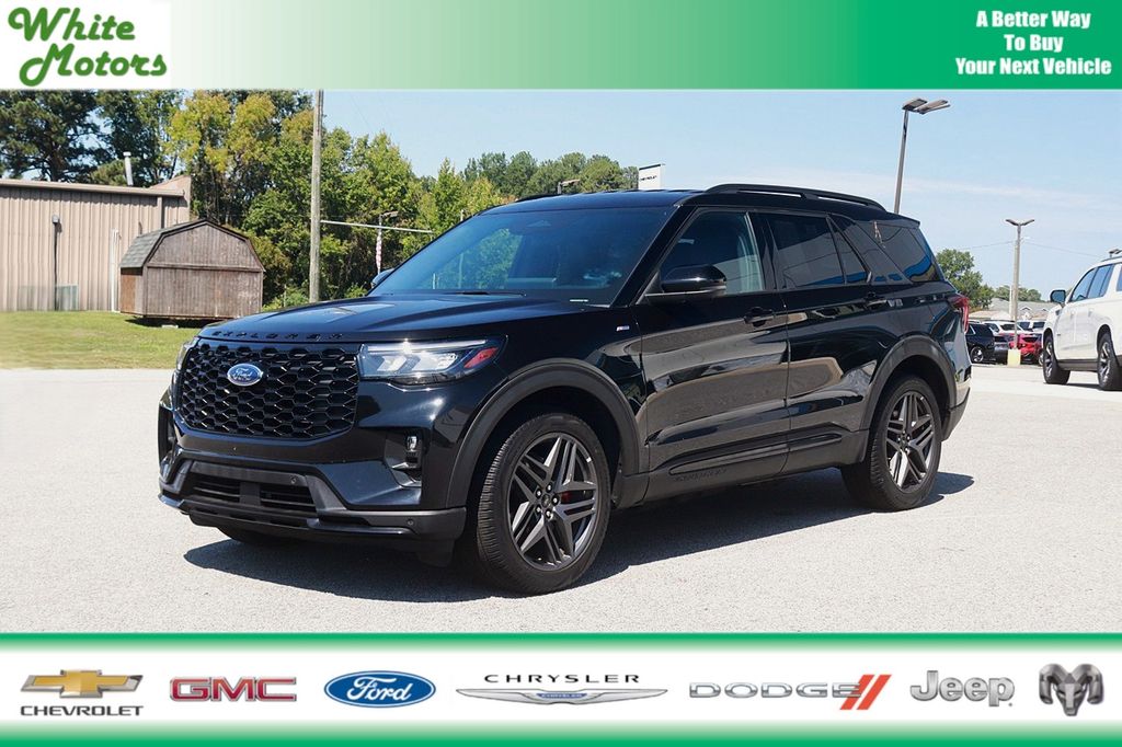 Used 2025 Ford Explorer ST-Line SUV