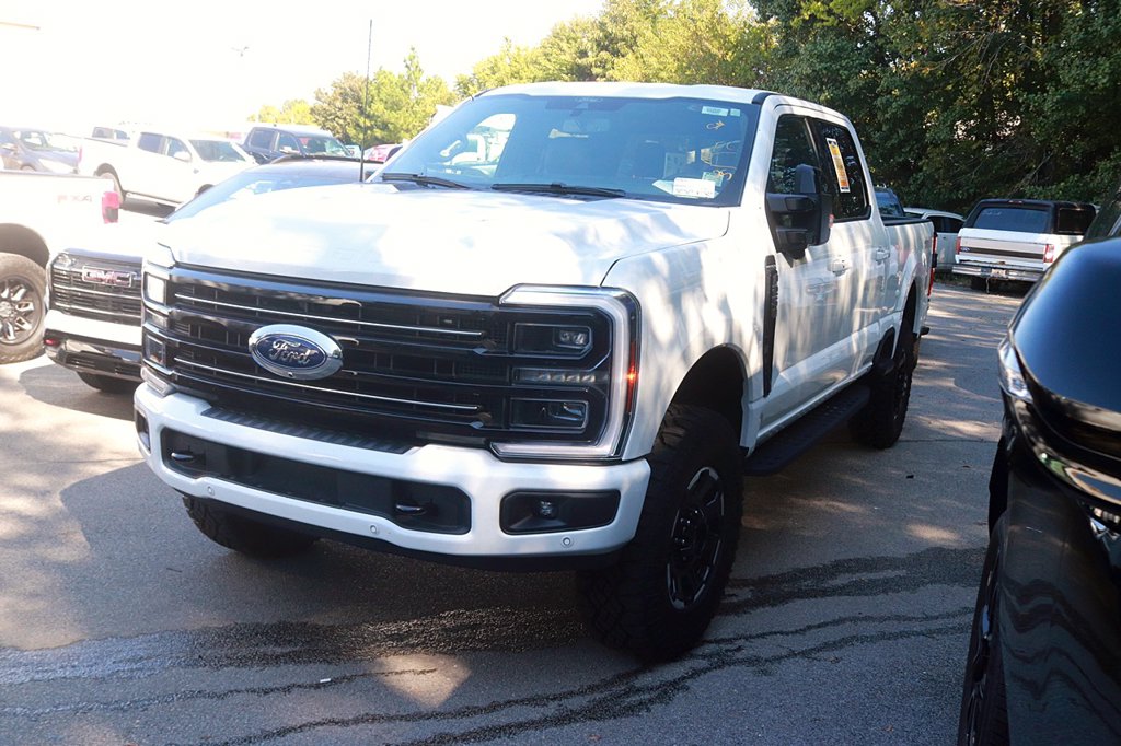 Used 2025 Ford F-250SD Platinum Truck