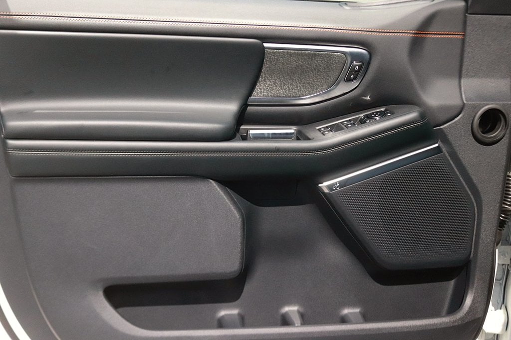 2026 Ford Expedition Tremor - Photo 9