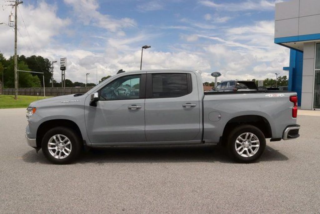 Used 2024 Chevrolet Silverado 1500 LT Truck