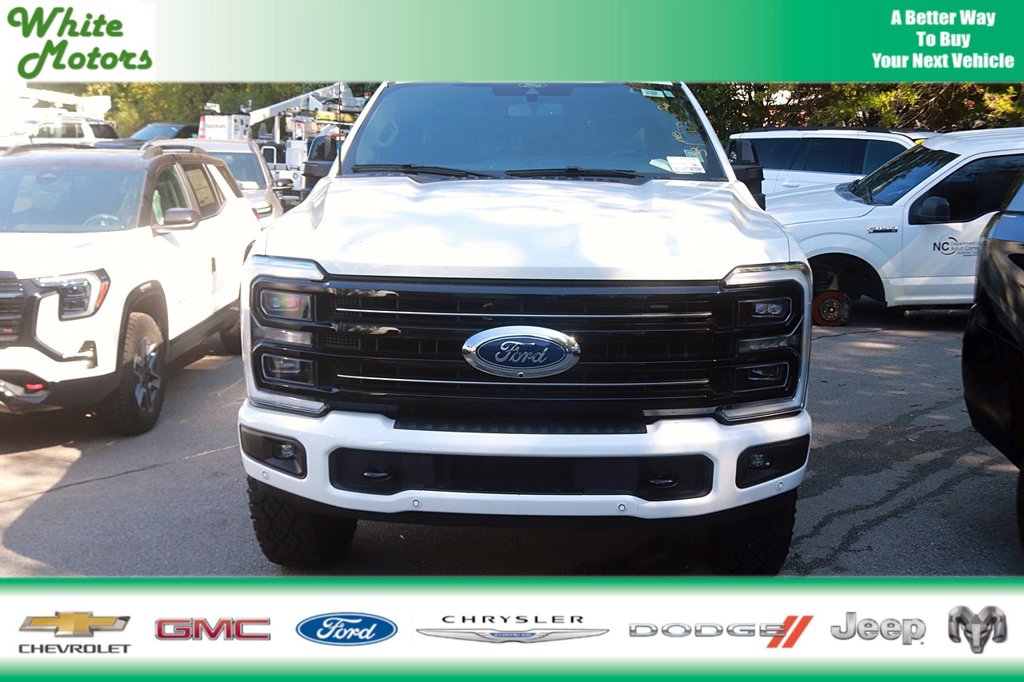 Used 2025 Ford F-250SD Platinum Truck