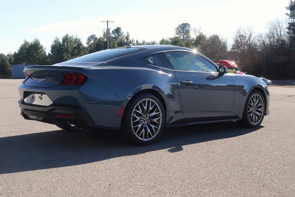 2026 Ford Mustang EcoBoost Premium Fastback - Photo 7