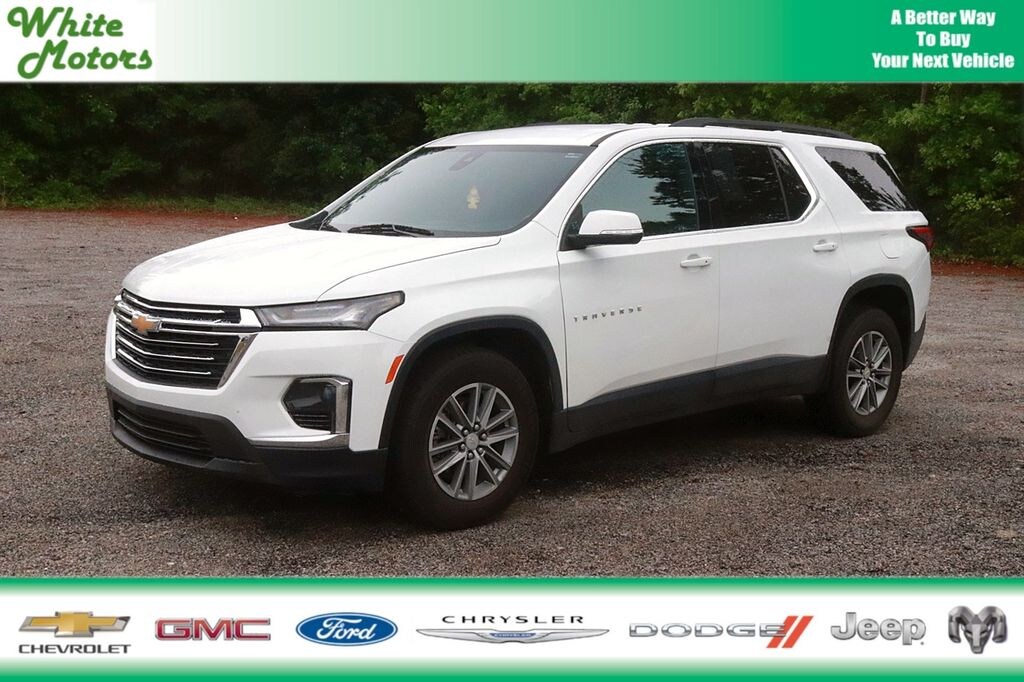 Used 2023 Chevrolet Traverse LT SUV