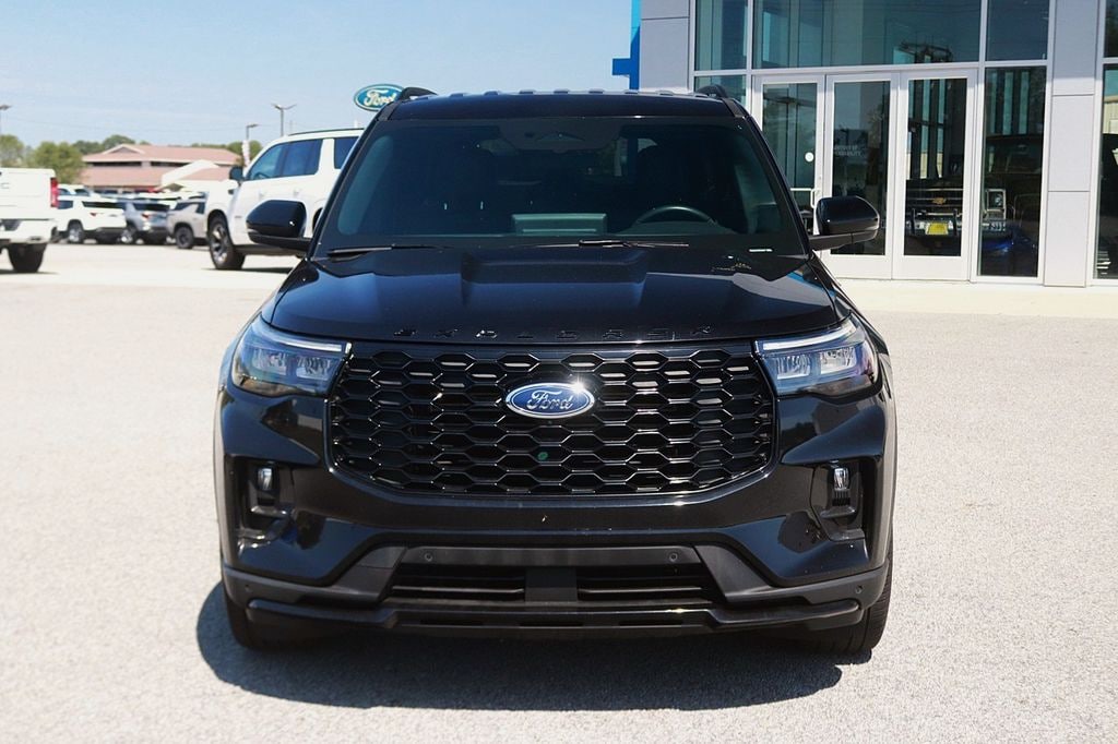 Used 2025 Ford Explorer ST-Line SUV