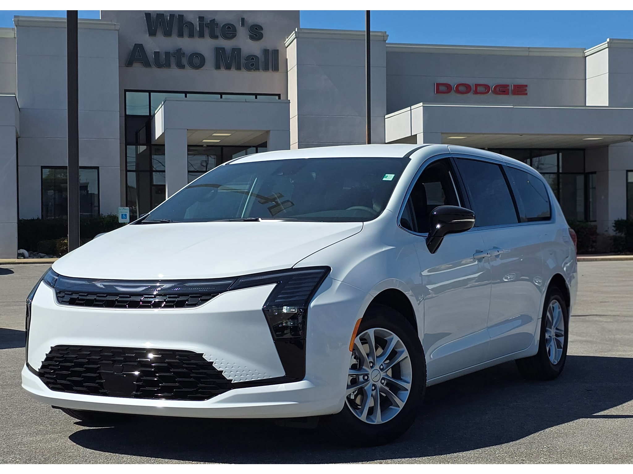 2027 Chrysler Pacifica Select