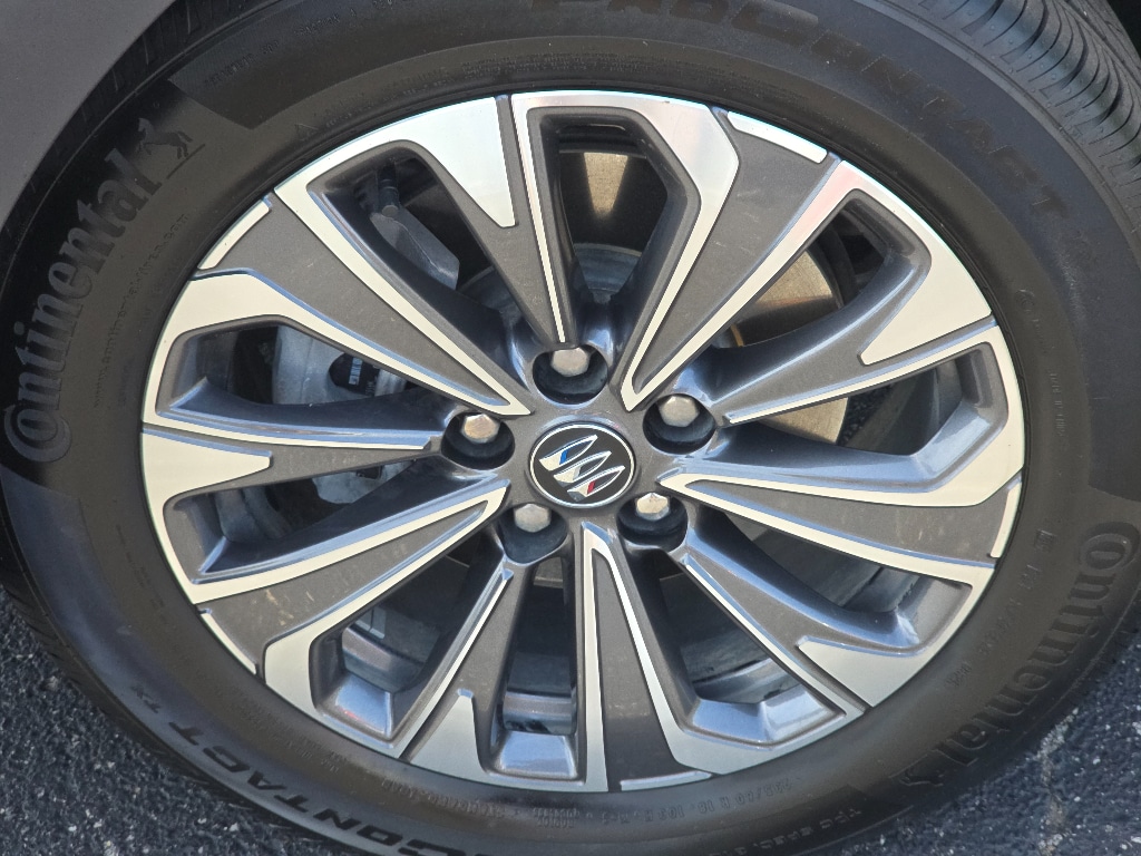 2025 Buick Envision Preferred - Photo 31