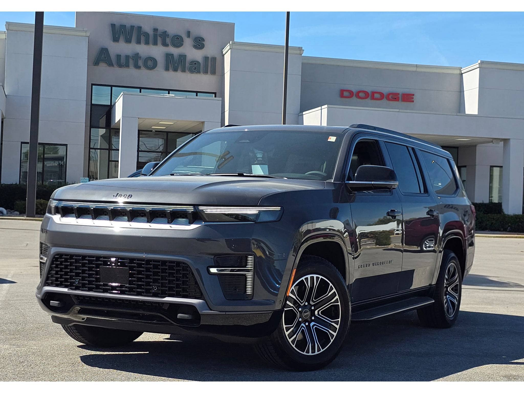 2026 Jeep Grand Wagoneer L Sport Utility 