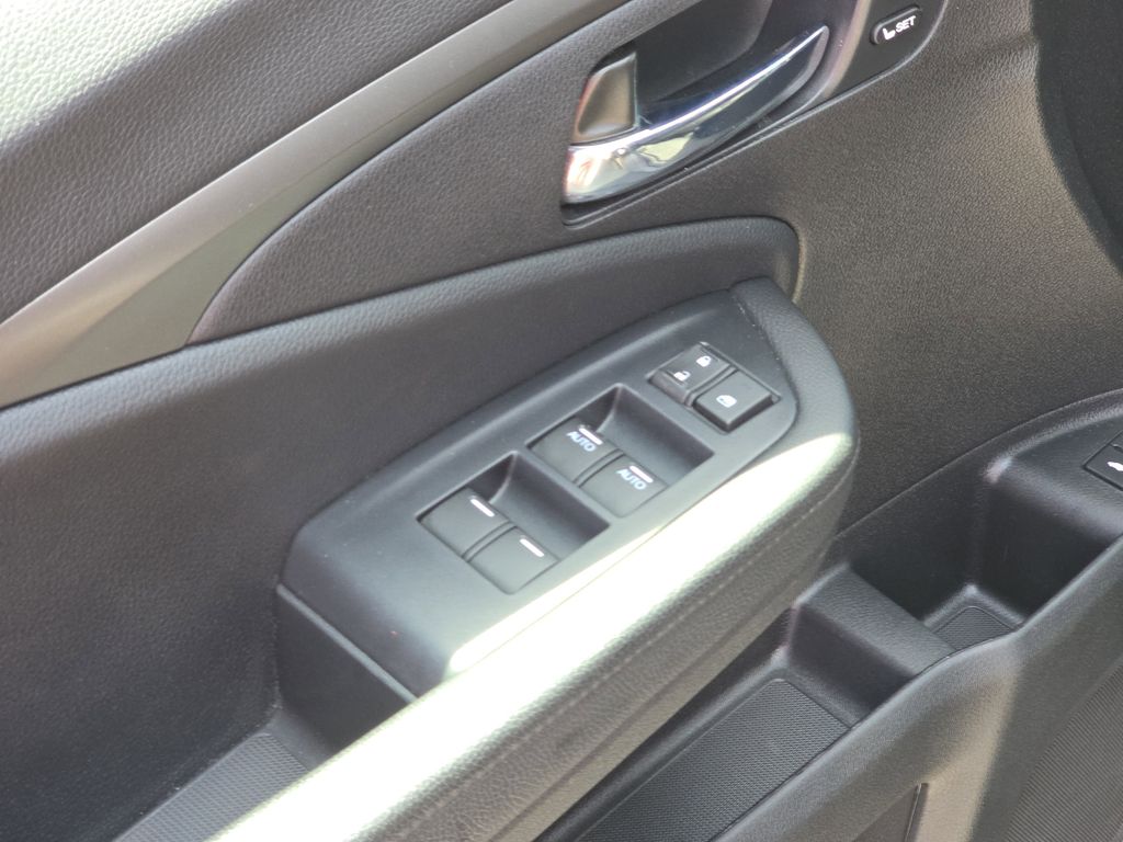 2020 Honda Pilot EX-L - Photo 28