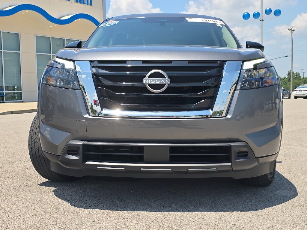 Used 2023 Nissan Pathfinder S Sport Utility