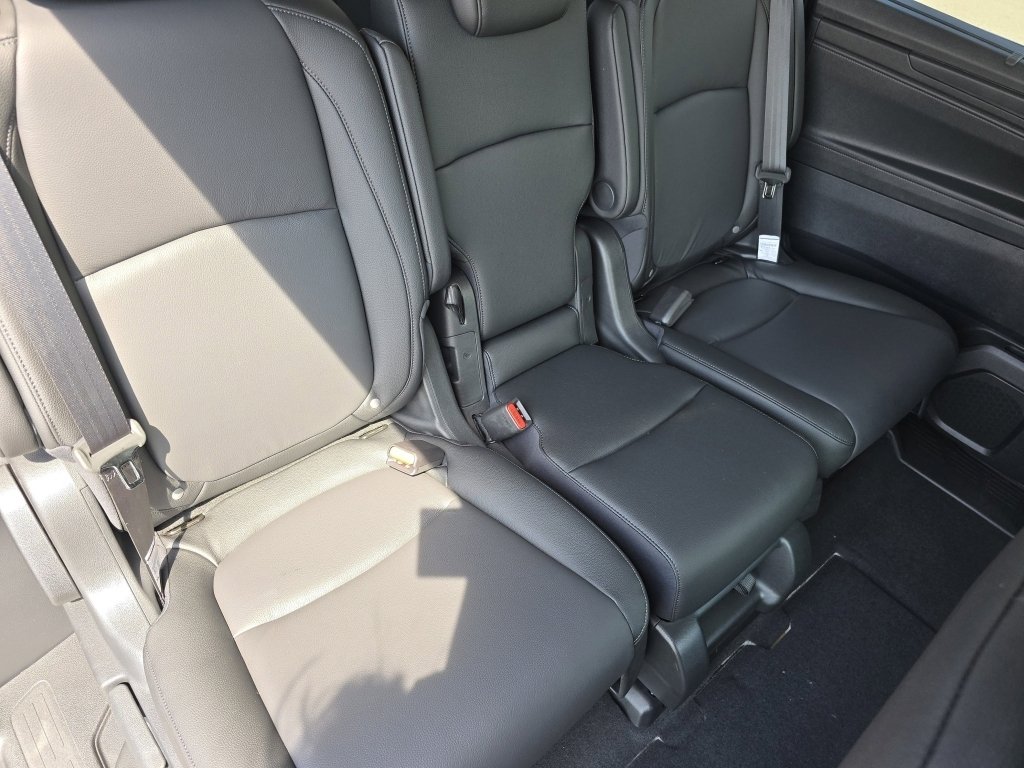 2026 Honda Odyssey EX-L - Photo 23
